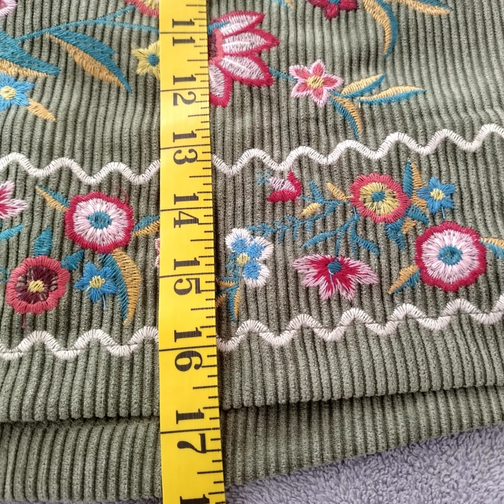 NWT Umgee Floral Embroidered Corduroy Mini Skirt Sz L